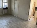 3-бөлмелі пәтер · 47.4 м² · 3/5 қабат, Абулхайыр хана 26 — Электрон, бағасы: 13 млн ₸ в Актобе — фото 7