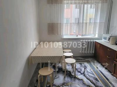 2-комнатная квартира · 52.2 м² · 2/5 этаж, мкр Аксай-1А 10а за 300 000 ₸ в Алматы, Ауэзовский р-н