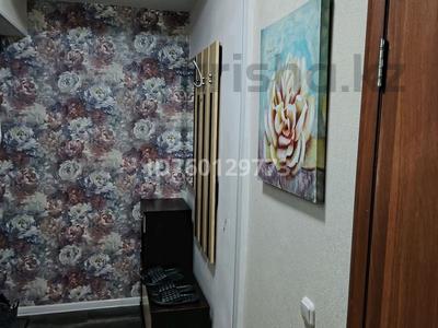 1-комнатная квартира · 30 м² · 2/5 этаж, мкр Новый Город — Центр города Цум Абзал за 10 000 〒 в Караганде, Казыбек би р-н