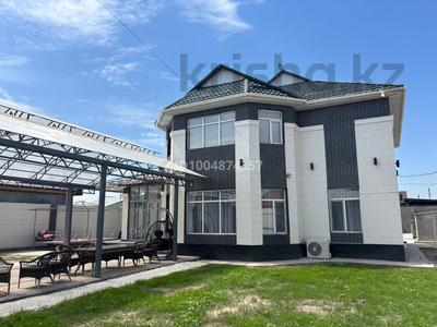 Отдельный дом · 7 комнат · 270 м² · 10 сот., Шакирова 17 за 90 млн ₸ в Таразе