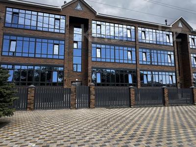3-комнатная квартира · 103 м² · 1/3 этаж, Жуманиязова 1 за 41 млн ₸ в Уральске