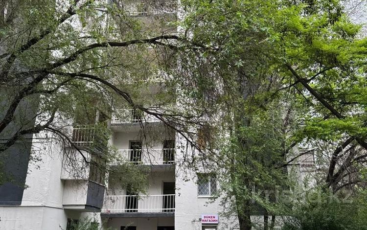 1-комнатная квартира · 37 м² · 1/12 этаж, мкр Аксай-1, мкр Аксай-1а 11 за 26 млн ₸ в Алматы, Ауэзовский р-н — фото 2