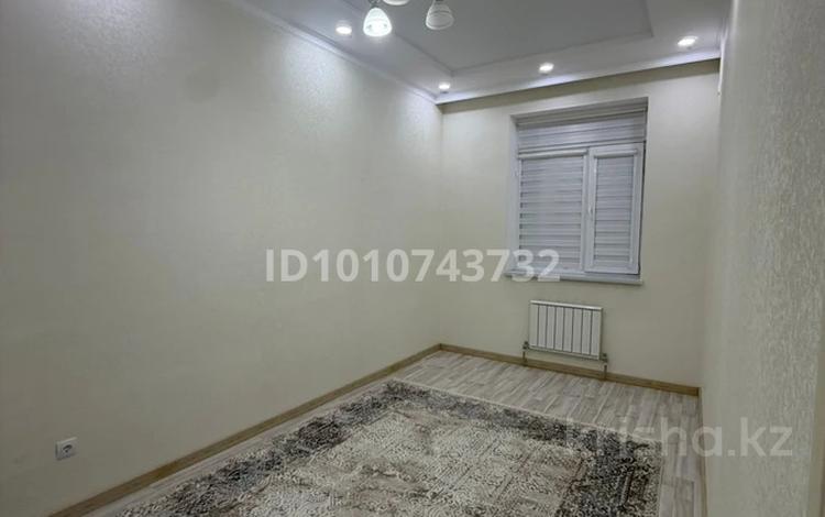2-бөлмелі пәтер · 69.8 м² · 9/11 қабат, 17-й мкр 99, бағасы: 28.5 млн ₸ в Актау — фото 2