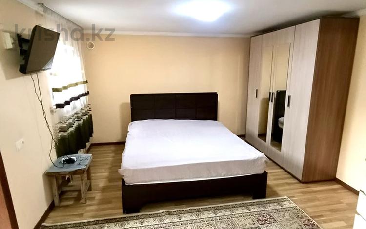 Отдельный дом · 1 комната · 30 м² · 3 сот., Жарылгасова за 150 000 ₸ в Алматы, Жетысуский р-н — фото 6