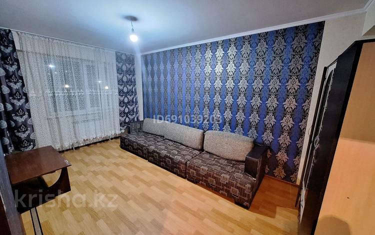 1-комнатная квартира, 41 м², 1/9 этаж помесячно, Асыл Арман 11 за 130 000 〒 в Алматы — фото 2