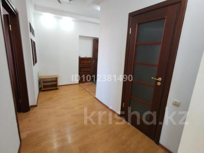 2-бөлмелі пәтер · 60 м² · 9/12 қабат, мкр Самал-1 — Жолдасбекова, бағасы: 400 000 ₸ в Алматы, Медеуский р-н