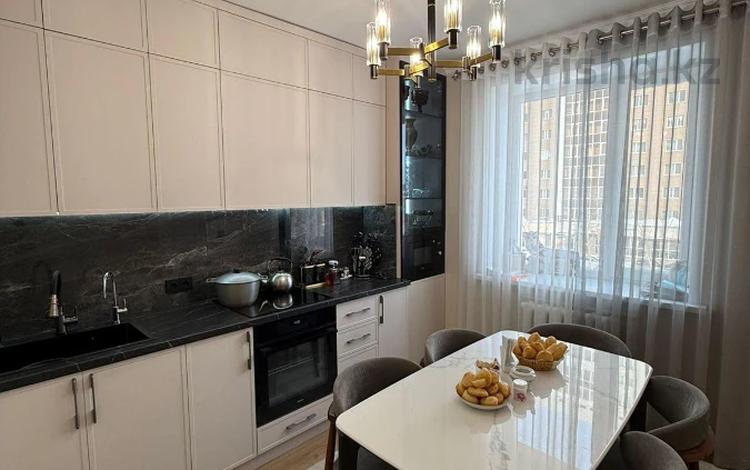 2-комнатная квартира · 62.5 м² · 3/15 этаж, Б. Момышулы 14 за 35 млн ₸ в Астане, Алматы р-н — фото 2