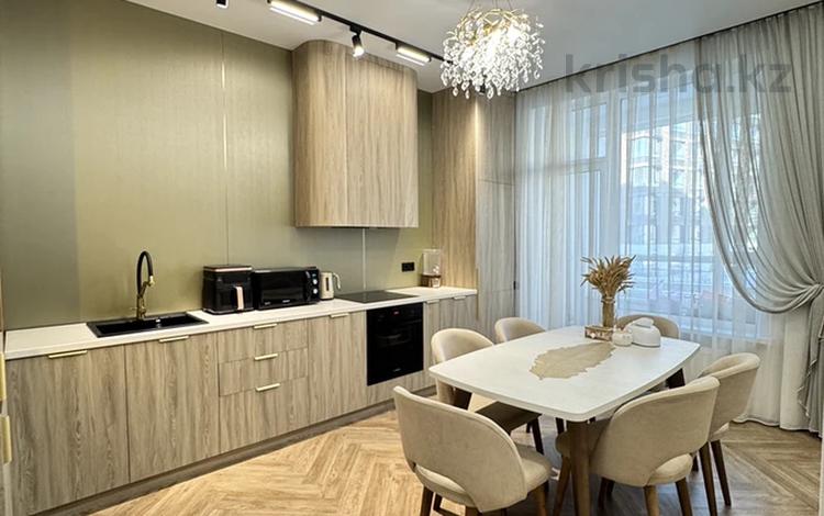 3-комнатная квартира · 104 м² · 3/9 этаж, Е-899 1/1 за 95 млн ₸ в Астане, Есильский р-н — фото 2