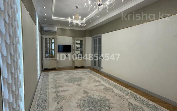 5-бөлмелі пәтер · 190 м² · 10/10 қабат, 19-й мкр 34/4, бағасы: 126 млн ₸ в Актау — фото 2