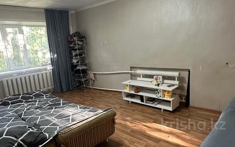 1-комнатная квартира · 32 м² · 1/4 этаж, ул. Маяковского 4 — Республики Маяковского за 4.3 млн 〒 в Темиртау — фото 2