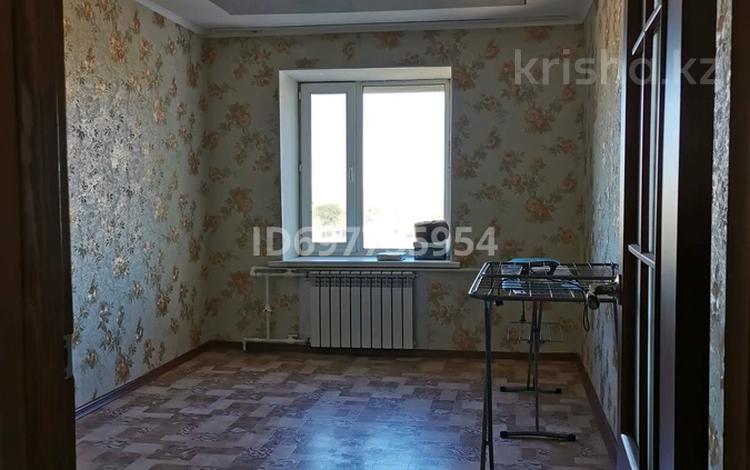 3-комнатная квартира · 58.6 м² · 5/5 этаж, М-он 1 — Стадион, больница за 7 млн ₸ в  — фото 2