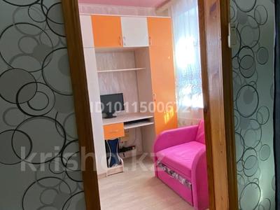 2-бөлмелі пәтер · 39 м² · 3/3 қабат, ул. Ахмедияра Хусаинова 47, бағасы: 12 млн ₸ в Уральске, мкр Школьник