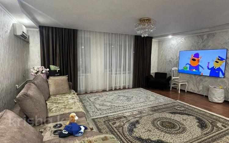 3-комнатная квартира, 82 м², 5/5 этаж, Чайжунусова 152 за 27 млн 〒 в Семее — фото 2