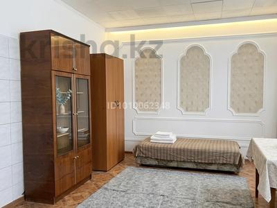 1 комната · 30 м² · 1 этаж, мкр Таугуль-3, Жандосова 305 за 155 000 ₸ в Алматы, Ауэзовский р-н