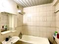 2-бөлмелі пәтер · 55 м² · 5/5 қабат, Чокина 198 — Толе би - Байзакова, бағасы: 300 000 ₸ в Алматы, Алмалинский р-н — фото 5