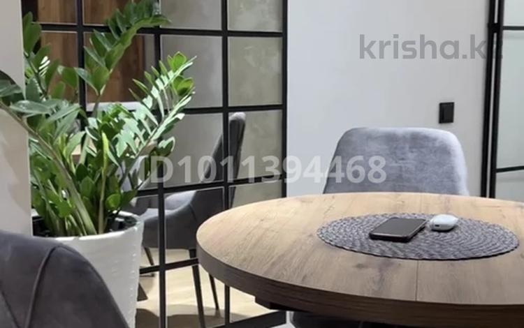 2-комнатная квартира · 57.7 м² · 1/5 этаж, 11-й микрорайон, 11-й микрорайон Алимбетова 197 за 29.8 млн ₸ в Шымкенте, Енбекшинский р-н — фото 3