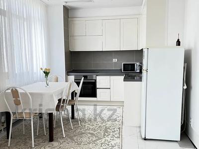 Аренда квартир в Астане: 3-комнатная квартира · 75.5 м² · 2/28 этаж · помесячно, Нажимеденова 4 — Напротив пирамиды за 500 000 〒 3-комнатная квартира · 75.5 м² · 2/28 этаж · помесячно, Нажимеденова 4 — Напротив пирамиды за 500 000 〒 в Астане, Алматы р-н
