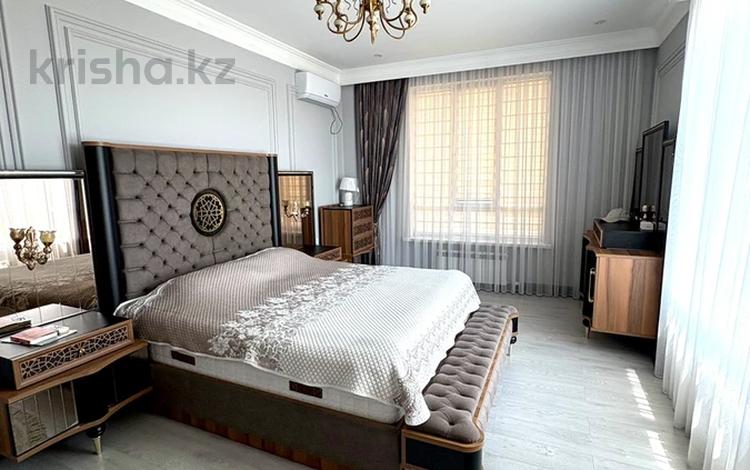 3-бөлмелі пәтер · 120 м² · 12/16 қабат, Байтерекова 100/4, бағасы: 76.2 млн ₸ в Шымкенте, Каратауский р-н — фото 2