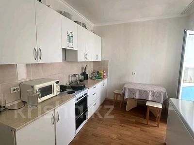 3-бөлмелі пәтер · 95 м² · 6/9 қабат, Омарова 5, бағасы: 40.5 млн ₸ в Астане, Нура р-н