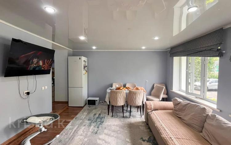 4-комнатная квартира · 76 м² · 2/5 этаж, самал 11б за 27 млн ₸ в Талдыкоргане, мкр Самал — фото 3
