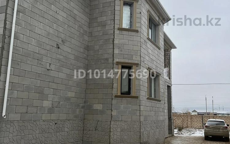 Отдельный дом · 7 комнат · 300 м² · 10 сот., Кокесем 186 — Рахат-3 22-көше 186 үй 23 Мектеп қасында за 60 млн ₸ в Жанаозен — фото 2