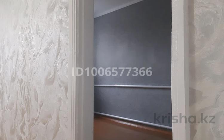 4-комнатная квартира · 72.3 м² · 1/1 этаж, Сураганова бн — Налоговая, 1я школа, м-н т. Женя за 12.5 млн ₸ в  — фото 2