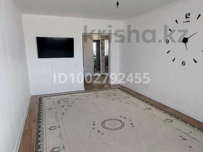Продажа квартир в Актюбинской обл.: 3-комнатная квартира · 80 м² · 2 этаж, Нур Актобе 17г — Мкр. Нур Актобе за 25 млн 〒 3-комнатная квартира · 80 м² · 2 этаж, Нур Актобе 17г — Мкр. Нур Актобе за 25 млн 〒