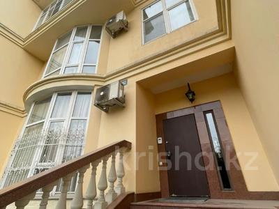 Часть дома · 7 комнат · 450 м² · 3 сот., Достык 305 за 3 млн ₸ в Алматы, Медеуский р-н
