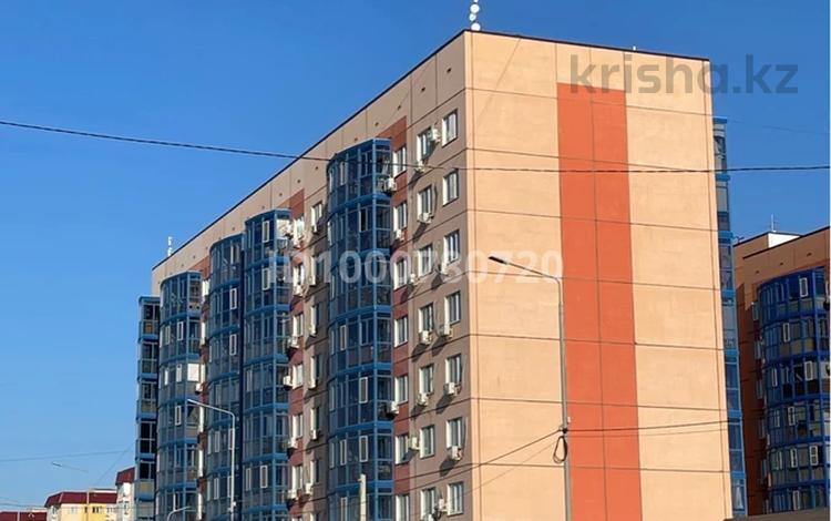 2-комнатная квартира · 60.6 м², мкр. Алмагуль, Амандосова 42/2 за 30 млн 〒 в Атырау — фото 2