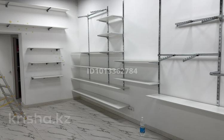 Магазины и бутики · 45 м² за 50 000 ₸ в Астане, Есильский р-н — фото 5