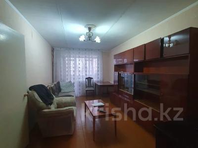 3-комнатная квартира, 60 м², 5/5 этаж, Назарбаева за 14.5 млн 〒 в Павлодаре
