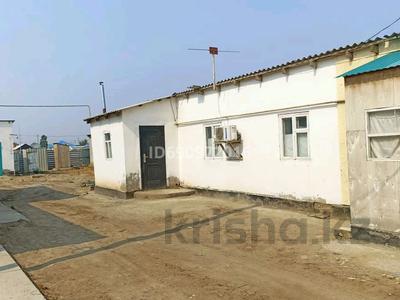 Отдельный дом · 2 комнаты · 50 м², мкр Кокарна — Г. Нурмашева за 70 000 〒 в Атырау