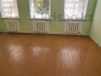 Отдельный дом · 4 комнаты · 70 м² · 6 сот., Новаторова 37 за 16.7 млн ₸ в Актобе