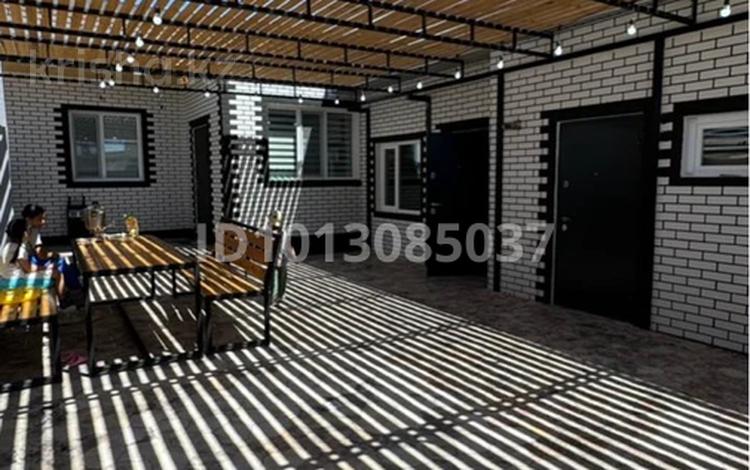 Дом · 3 комнаты · 100 м², Золотое солнышко — Домик у моря за 100 000 ₸ в Актау — фото 2