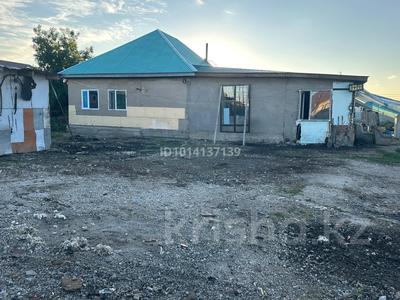 Отдельный дом · 5 комнат · 100 м² · 35 сот., Ынтымак — 5 мкр за 22 млн ₸ в Кояндах