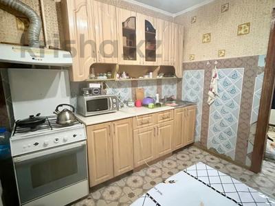 2-комнатная квартира · 54 м² · 4/5 этаж, Мендешева за 13.5 млн 〒 в Уральске