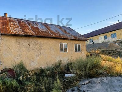 Отдельный дом · 2 комнаты · 40 м² · 10 сот., Урюкова 1 за 4.8 млн ₸ в Талдыкоргане