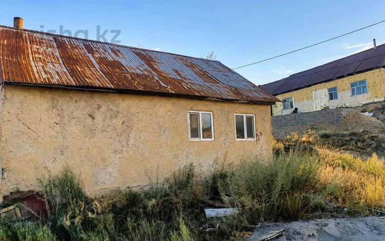 Отдельный дом · 2 комнаты · 40 м² · 10 сот., Урюкова 1 за 4.8 млн ₸ в Талдыкоргане — фото 5