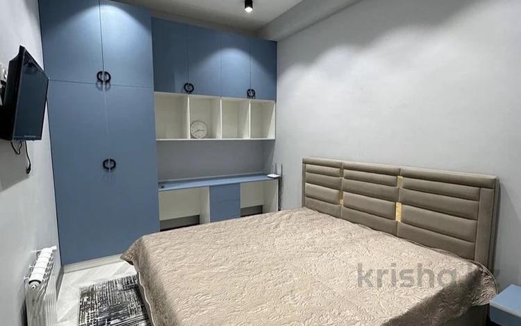 2-комнатная квартира, 65 м², 5/14 этаж помесячно, Туркестан 28 за 300 000 〒 в Астане, Есильский р-н — фото 2