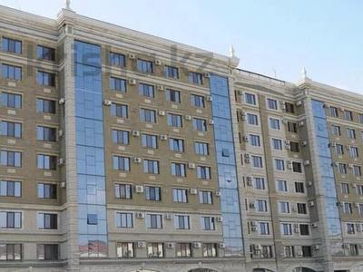 4-комнатная квартира · 142.2 м² · 2/9 этаж, проспект Каныш Сатпаев 60 за 400 000 〒 в Атырау