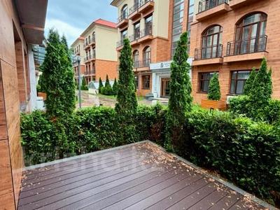 6-комнатная квартира · 215 м² · 1/3 этаж, Тайманова за 255 млн ₸ в Алматы, Медеуский р-н