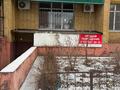 Свободное назначение, офисы, магазины и бутики, склады, салоны красоты, бани, гостиницы и зоны отдыха, фитнес и спорт, образование, развлечения, конференц-залы, кабинеты и рабочие места, студии · 100 м² за 300 000 ₸ в Актобе, мкр. Алтын орда — фото 4