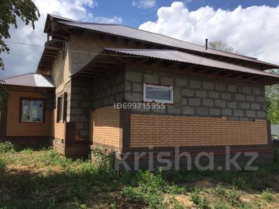 Жеке үй · 8 бөлме · 250 м² · 45 сот., Астана 1 — 42 разъезд, бағасы: 60 млн 〒 в Жибек Жолы