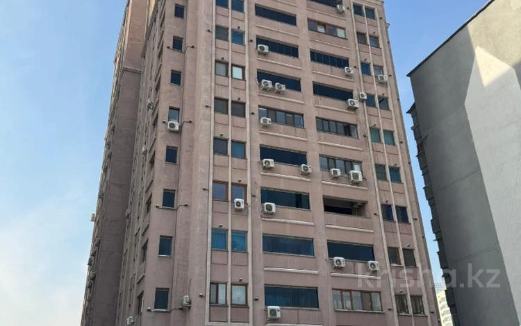 3-комнатная квартира · 98 м² · 16/17 этаж, Самал 22 за 87 млн ₸ в Алматы, Медеуский р-н — фото 20