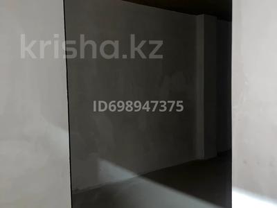 Продажа квартир в Алматинской обл.: 1-комнатная квартира · 33.5 м² · 2/3 этаж, Жангозина 61Б за 18.5 млн 〒 1-комнатная квартира · 33.5 м² · 2/3 этаж, Жангозина 61Б за 18.5 млн 〒 в Каскелене