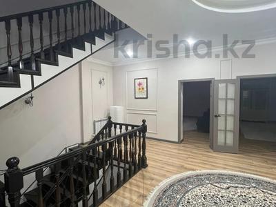 Жеке үй • 8 бөлмелер • 477 м² • 6 сот., мкр 12 16, бағасы: 125 млн 〒 в Актобе, мкр 12