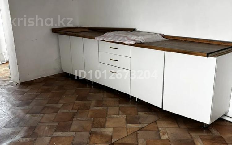 Отдельный дом · 1 комната · 32 м², Астана 8 — Шамина за 60 000 ₸ в Атырау, мкр Жилгородок — фото 2