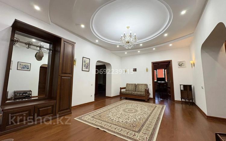 4-бөлмелі пәтер · 150 м² · 3/15 қабат, Сатпаева 9б — Уг.ул. Сейфуллина, бағасы: 700 000 ₸ в Алматы, Бостандыкский р-н — фото 11