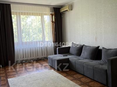 2-бөлмелі пәтер · 55.3 м² · 4/5 қабат, Қонаев ш/а. 3, бағасы: 19 млн ₸ в Уральске, мкр Кунаева