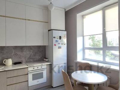2-бөлмелі пәтер · 50 м² · 1/9 қабат, Толе Би 25а — проспект Туран- проспект Улы Дала. Школа N 45, бағасы: 33.8 млн ₸ в Астане, Нура р-н